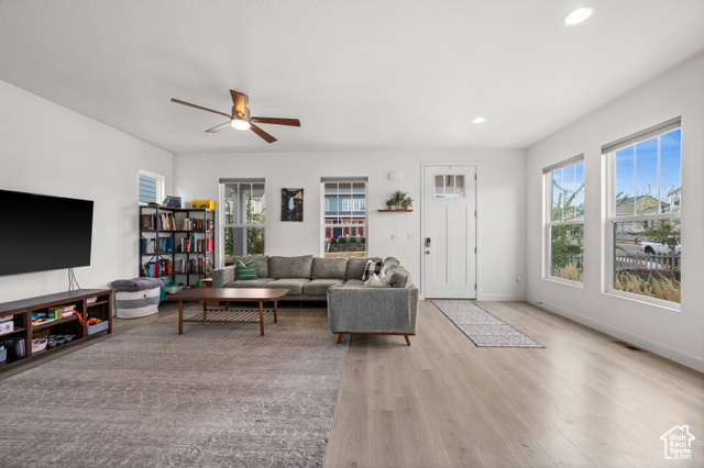 Photo 10 for MLS #2079592 at 6257 W Birch Run Rd #125