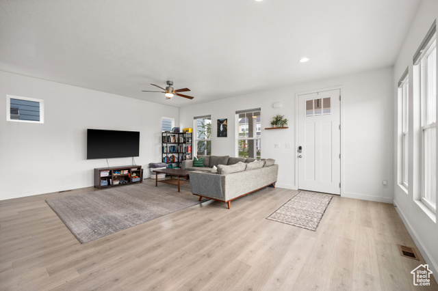 Photo 12 for MLS #2079592 at 6257 W Birch Run Rd #125
