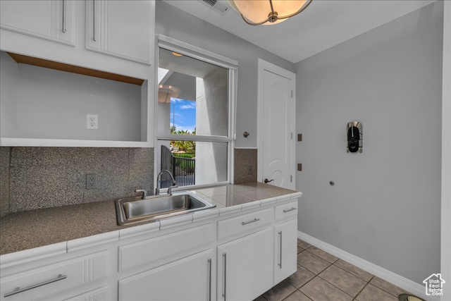 Photo 16 for MLS #2079599 at 668 Lava Pointe Dr