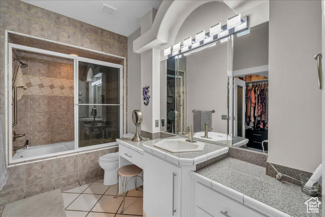 Photo 15 for MLS #2079599 at 668 Lava Pointe Dr