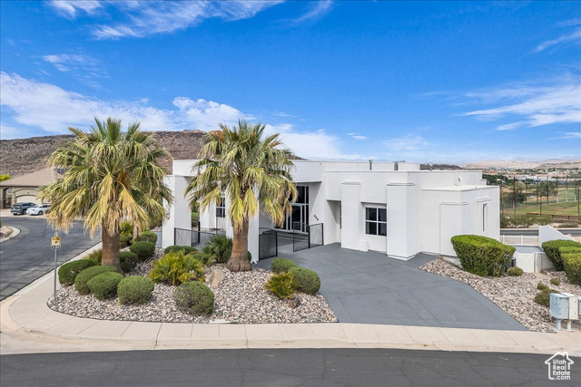 Photo 37 for MLS #2079599 at 668 Lava Pointe Dr