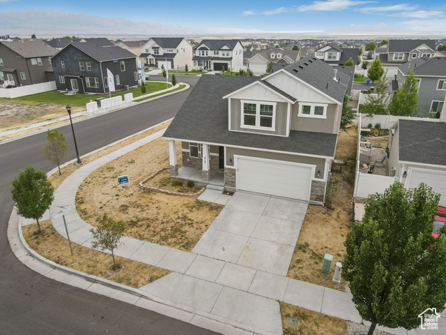 Photo 2 for MLS #2079624 at 312 W Sapphire Dr