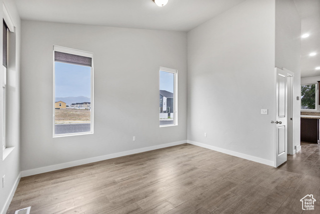 Photo 7 for MLS #2079624 at 312 W Sapphire Dr