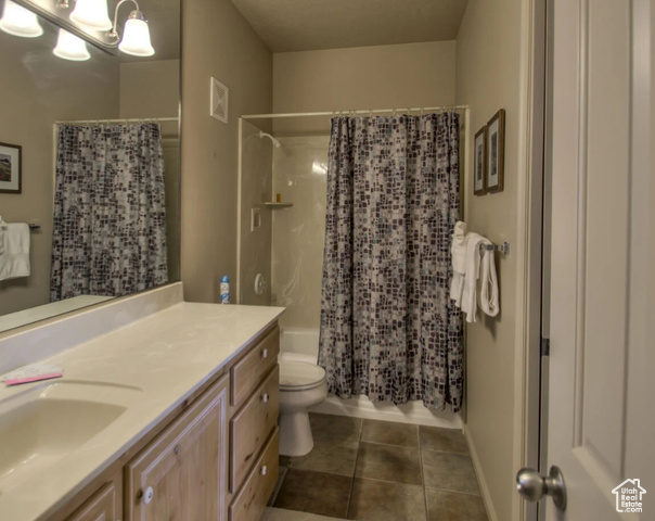 Photo 8 for MLS #2079640 at 1845 W Canyon View Dr #1906