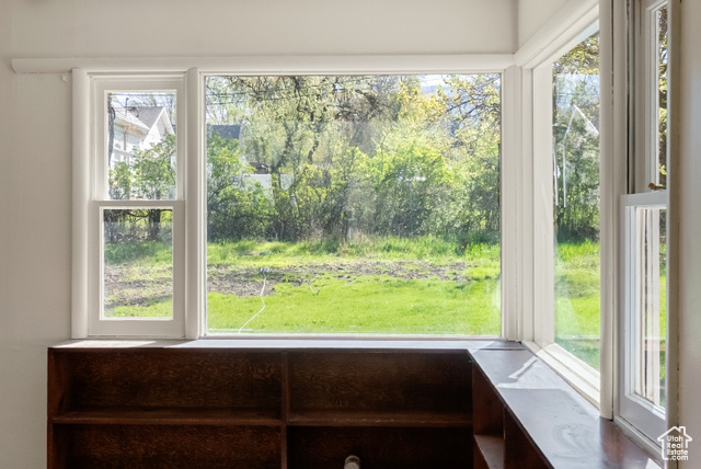 Photo 16 for MLS #2079641 at 382 N 400 East