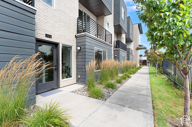 230 W 1300 S #4, Salt Lake City UT 84115