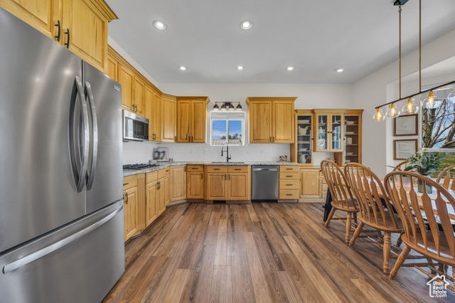 Photo 10 for MLS #2079829 at 1563 Bryan Rd