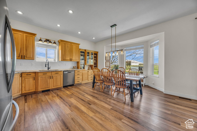 Photo 9 for MLS #2079829 at 1563 Bryan Rd
