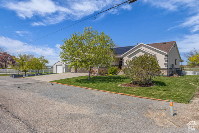 Photo 4 for MLS #2079829 at 1563 Bryan Rd
