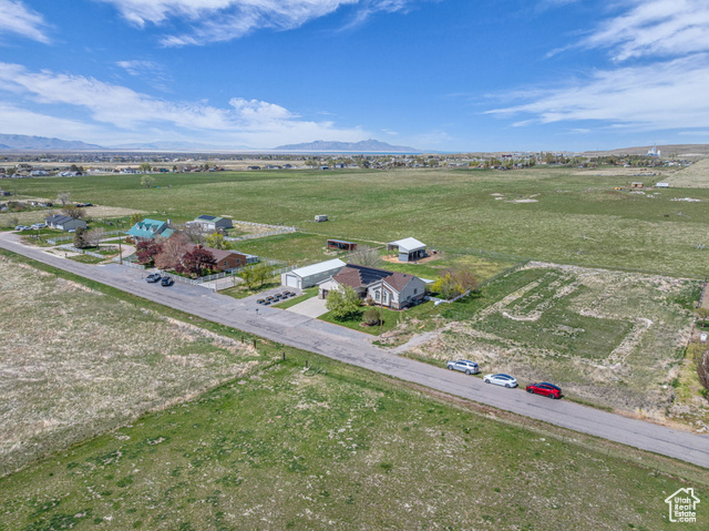 Photo 36 for MLS #2079829 at 1563 Bryan Rd