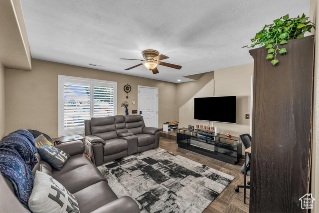 Photo 5 for MLS #2079876 at 316 S 2450 East #34