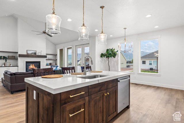 Photo 20 for MLS #2079992 at 949 W Torrey Pines Dr