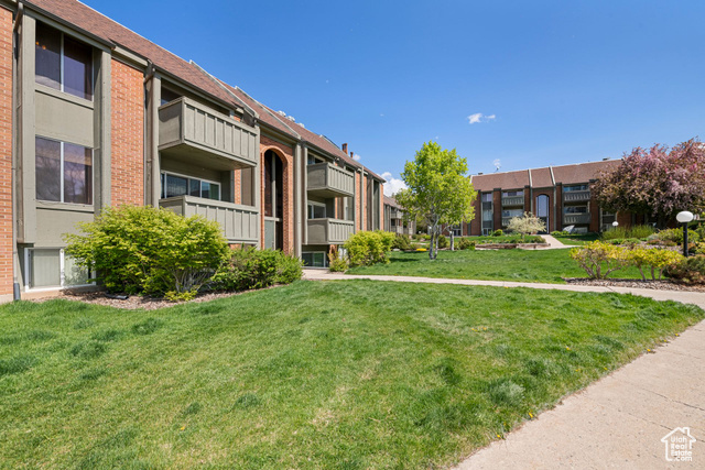 1180 S Foothill Dr E 716