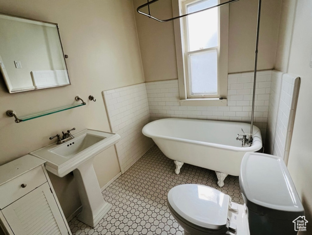 Photo 10 for MLS #2080174 at 946 E Princeton Ave