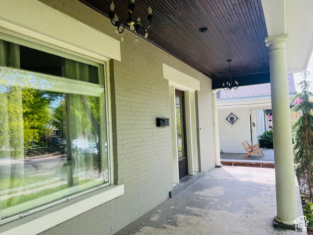 Photo 3 for MLS #2080174 at 946 E Princeton Ave