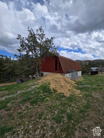Photo 4 for MLS #2080231 at 8411 W Hi Country Rd #87
