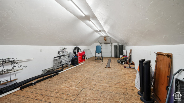 Photo 40 for MLS #2080274 at 4250 Lake Creek Farms Rd
