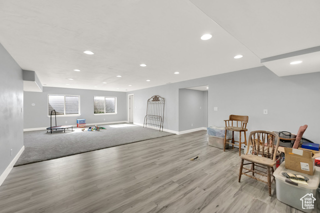 Photo 36 for MLS #2080297 at 302 Old Farm Rd