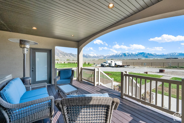 Photo 24 for MLS #2080297 at 302 Old Farm Rd