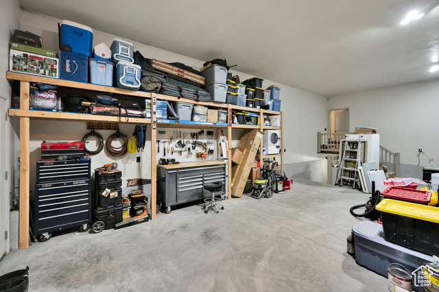 Photo 27 for MLS #2080297 at 302 Old Farm Rd