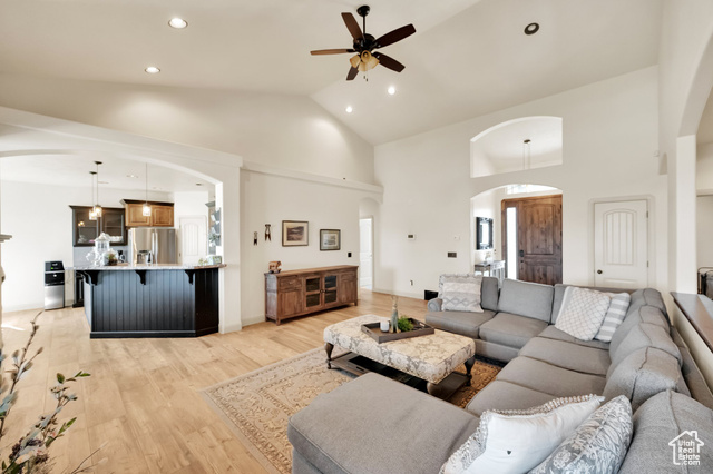 Photo 19 for MLS #2080297 at 302 Old Farm Rd