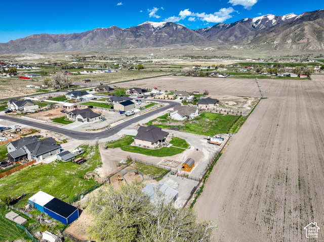Photo 48 for MLS #2080297 at 302 Old Farm Rd