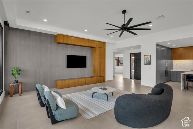Photo 12 for MLS #2080300 at 533 S Kwavasa Dr