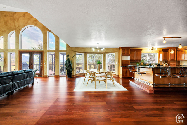 Photo 20 for MLS #2080304 at 1910 E Canyon Ridge Drive