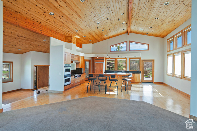 Photo 5 for MLS #2080327 at 152 N Silver Oak Rd