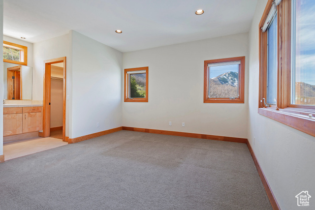 Photo 30 for MLS #2080327 at 152 N Silver Oak Rd