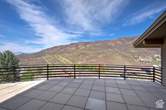 Photo 18 for MLS #2080327 at 152 N Silver Oak Rd