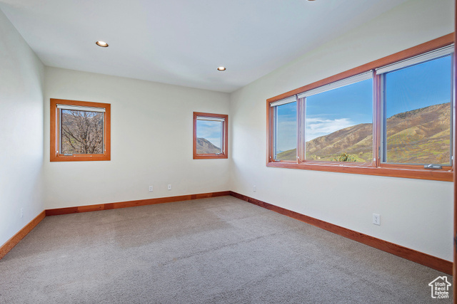 Photo 31 for MLS #2080327 at 152 N Silver Oak Rd