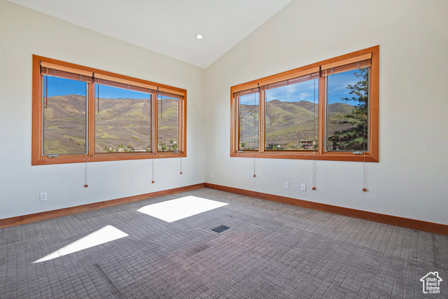Photo 33 for MLS #2080327 at 152 N Silver Oak Rd