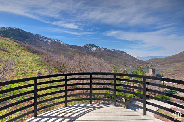 Photo 22 for MLS #2080327 at 152 N Silver Oak Rd