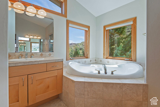 Photo 26 for MLS #2080327 at 152 N Silver Oak Rd