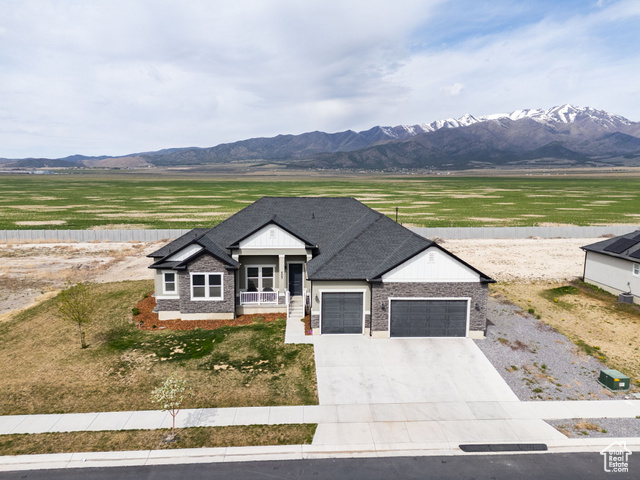 Photo 2 for MLS #2080373 at 4867 N Canaan Peak Dr