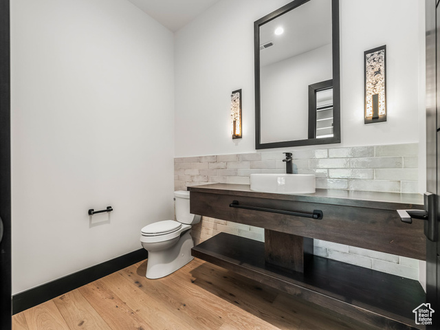 Photo 37 for MLS #2080394 at 897 S Summit Creek Dr