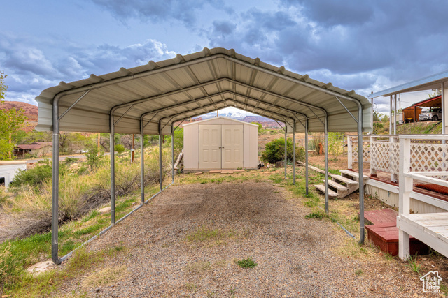 Photo 26 for MLS #2080406 at 1575 Rocky Rd