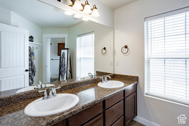 Photo 20 for MLS #2080457 at 4043 E Oakland Hills Dr
