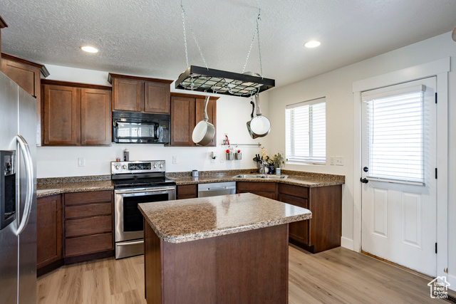 Photo 9 for MLS #2080457 at 4043 E Oakland Hills Dr