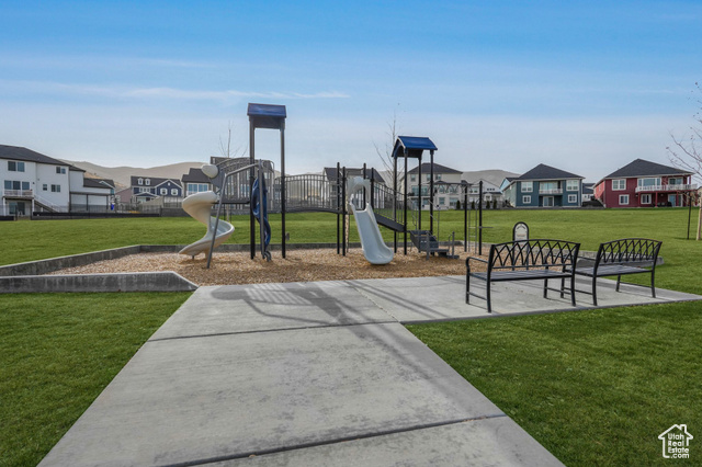 Photo 77 for MLS #2080579 at 4772 W Thorntree Ln