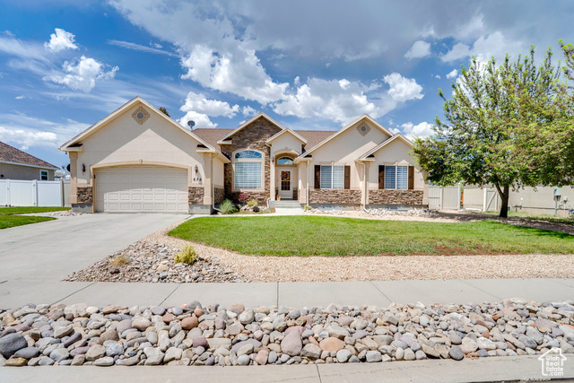 676 S 620 E Heber City, Utah Beautiful 7-bed home with new roof, HVAC, and premium flooring. Finished basement with plumbing for additional bath. Stunning Timpanogos views, near Deer Creek, Jordanelle, and Provo River. 20 min to Park City and Sundance! Seller willing to contribute up to $10,000 toward buyer's closing costs or interest rate buydown with acceptable offer. Buyer to verify eligibility with lender.