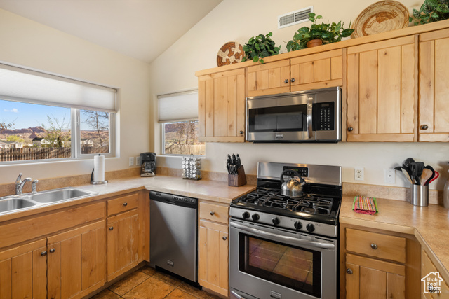 Photo 15 for MLS #2080730 at 3686 S Spanish Valley Dr #W4