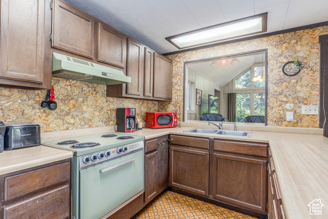 Photo 10 for MLS #2080971 at 2405 Success Trl