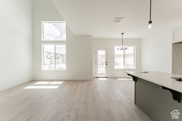 Photo 4 for MLS #2080981 at 611 W Purple Velvet Ln #2317