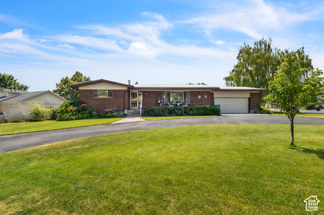 982 ORCHARD DR, River Heights UT 84321