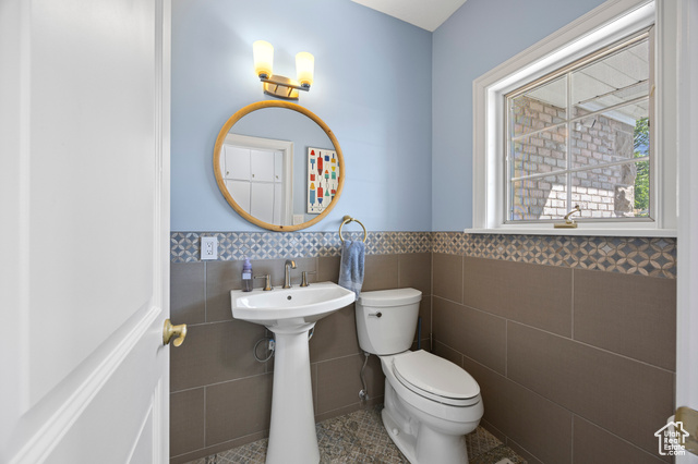 Photo 31 for MLS #2081158 at 566 N Bella Vista Dr