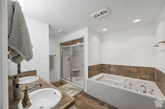 Photo 55 for MLS #2081158 at 566 N Bella Vista Dr