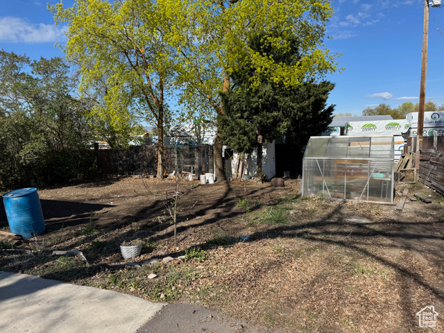 Photo 18 for MLS #2081204 at 141 N Main St