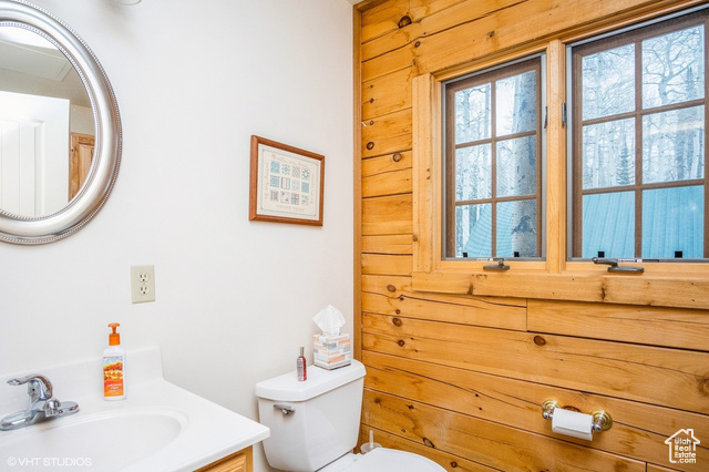 Photo 10 for MLS #2081228 at 4417 Buck Way #2029